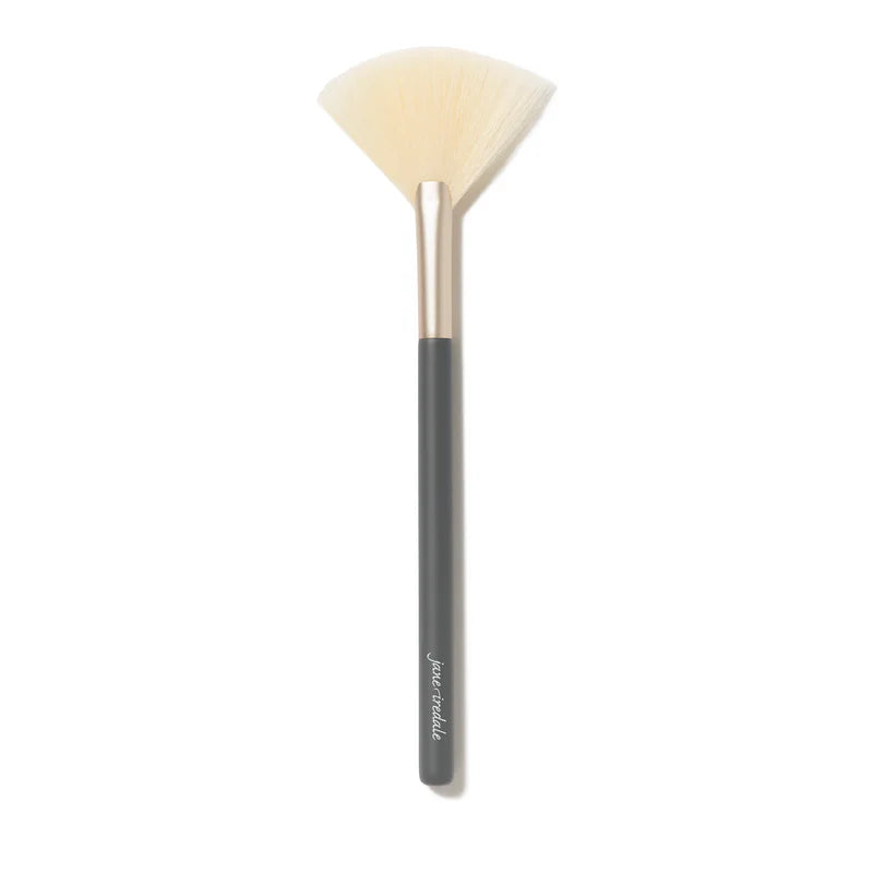 Fan Brush Kosmetikk
